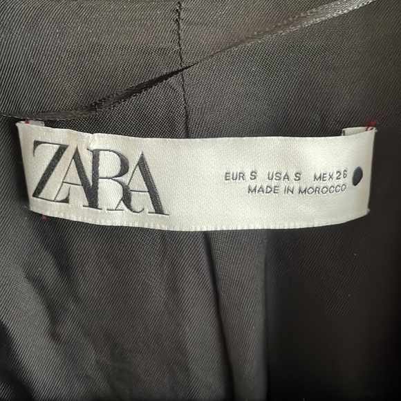 NWOT- Zara black essential blazer - Picture 2 of 4